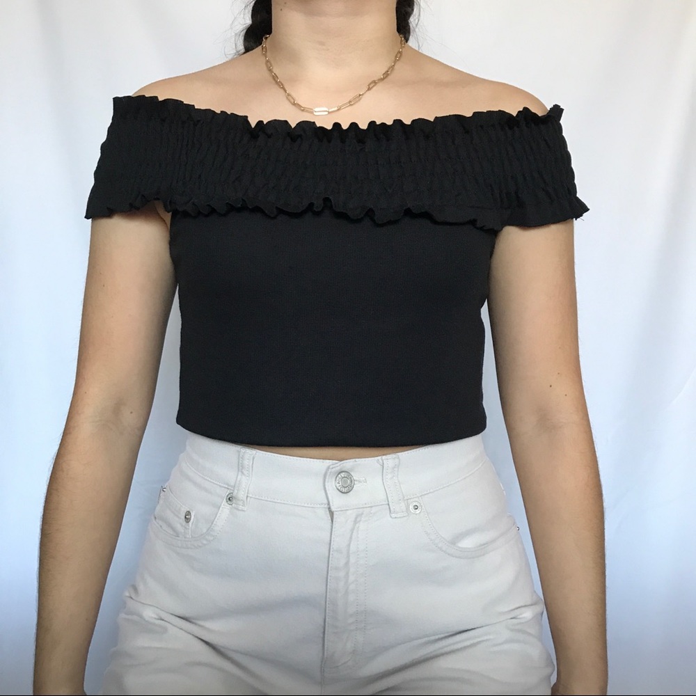 Zara trafaluc black off the shoulder top